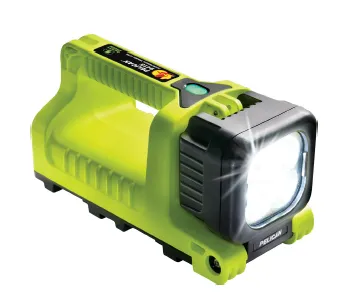 LINTERNA LED RECARGABLE AMARILLA PELICAN 9415